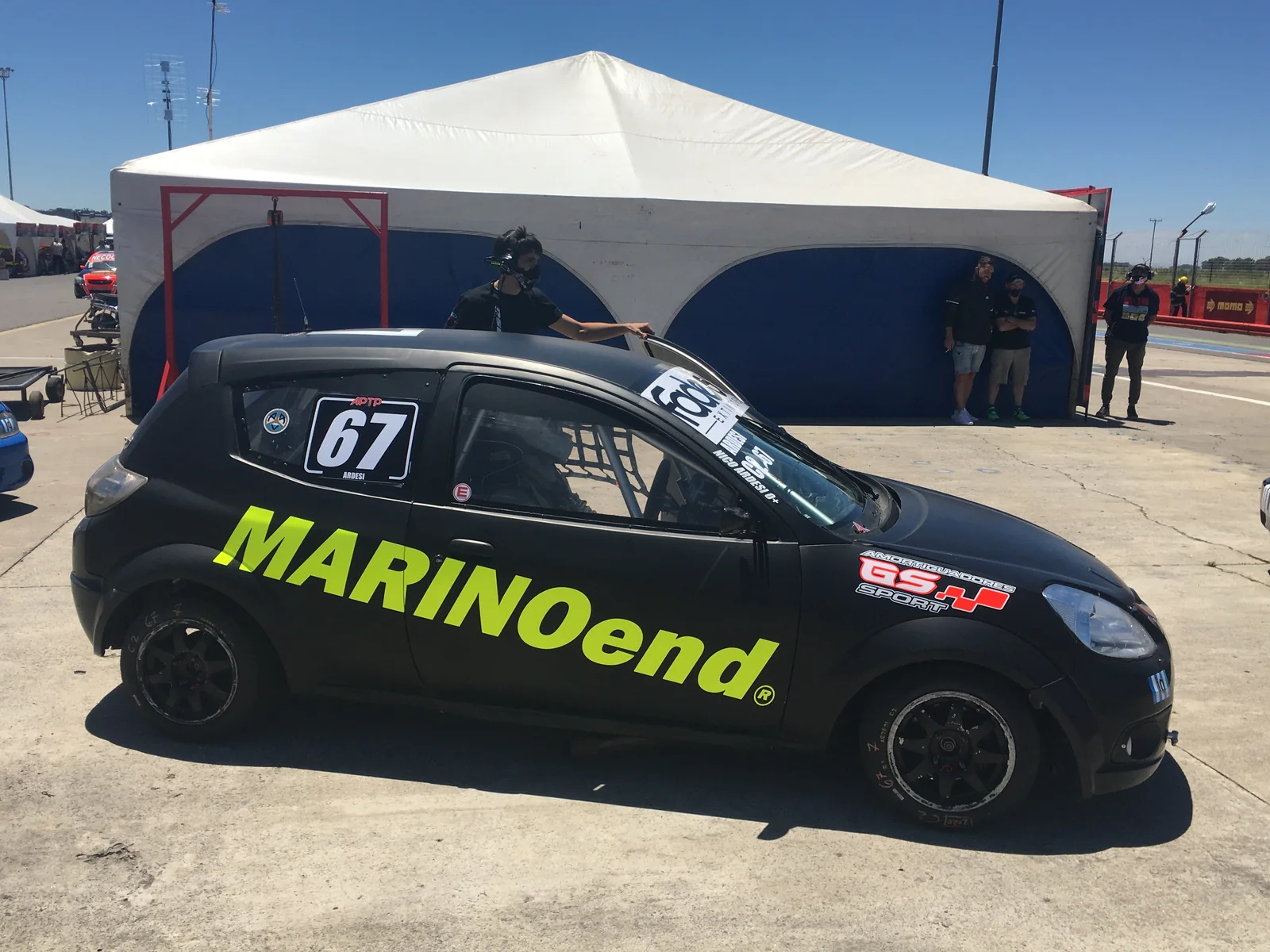 Auto marinoend en pista — MarinoEND en competición
